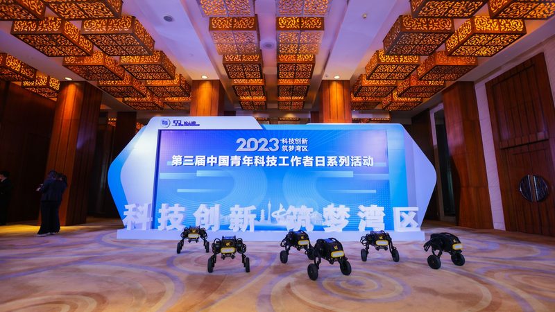 中小企业数字化升级：路径与挑战